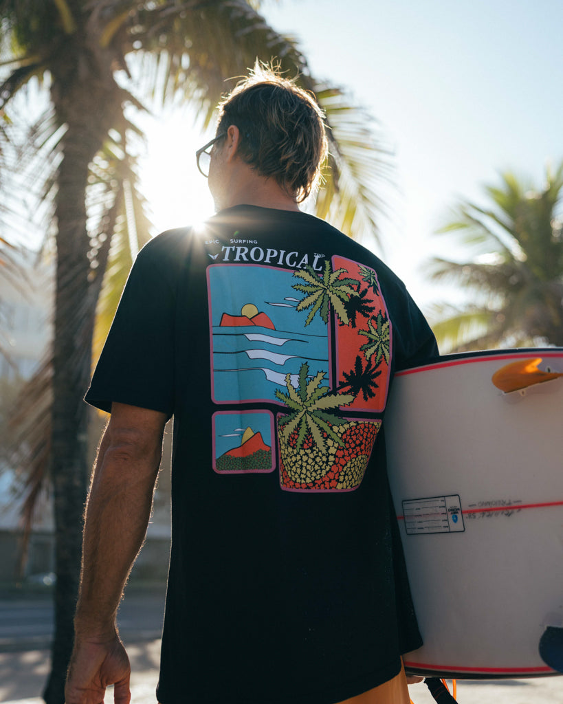 T-Shirt Tropical Preta
