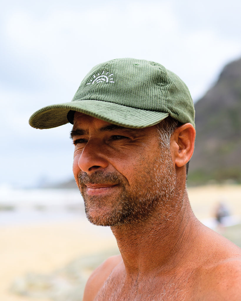 Boné Dad Hat Uaradei Veludo Verde