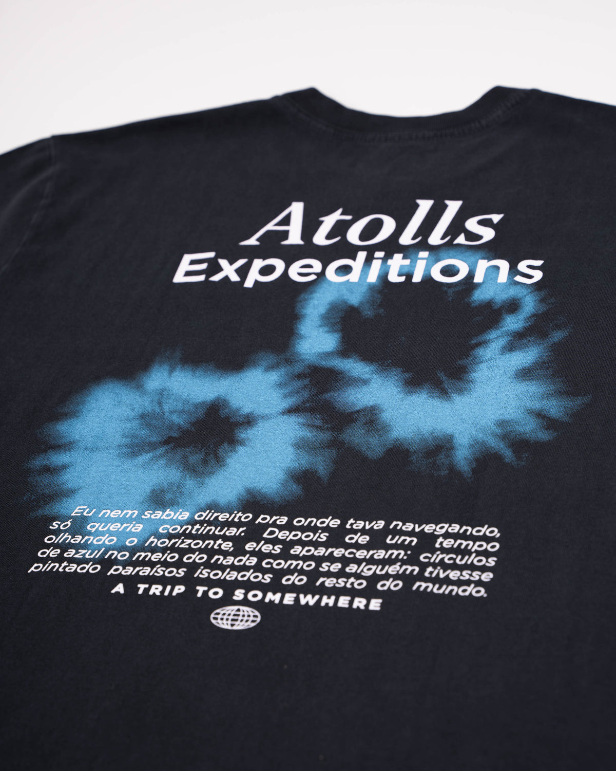 T-Shirt Attols Preta Oversized