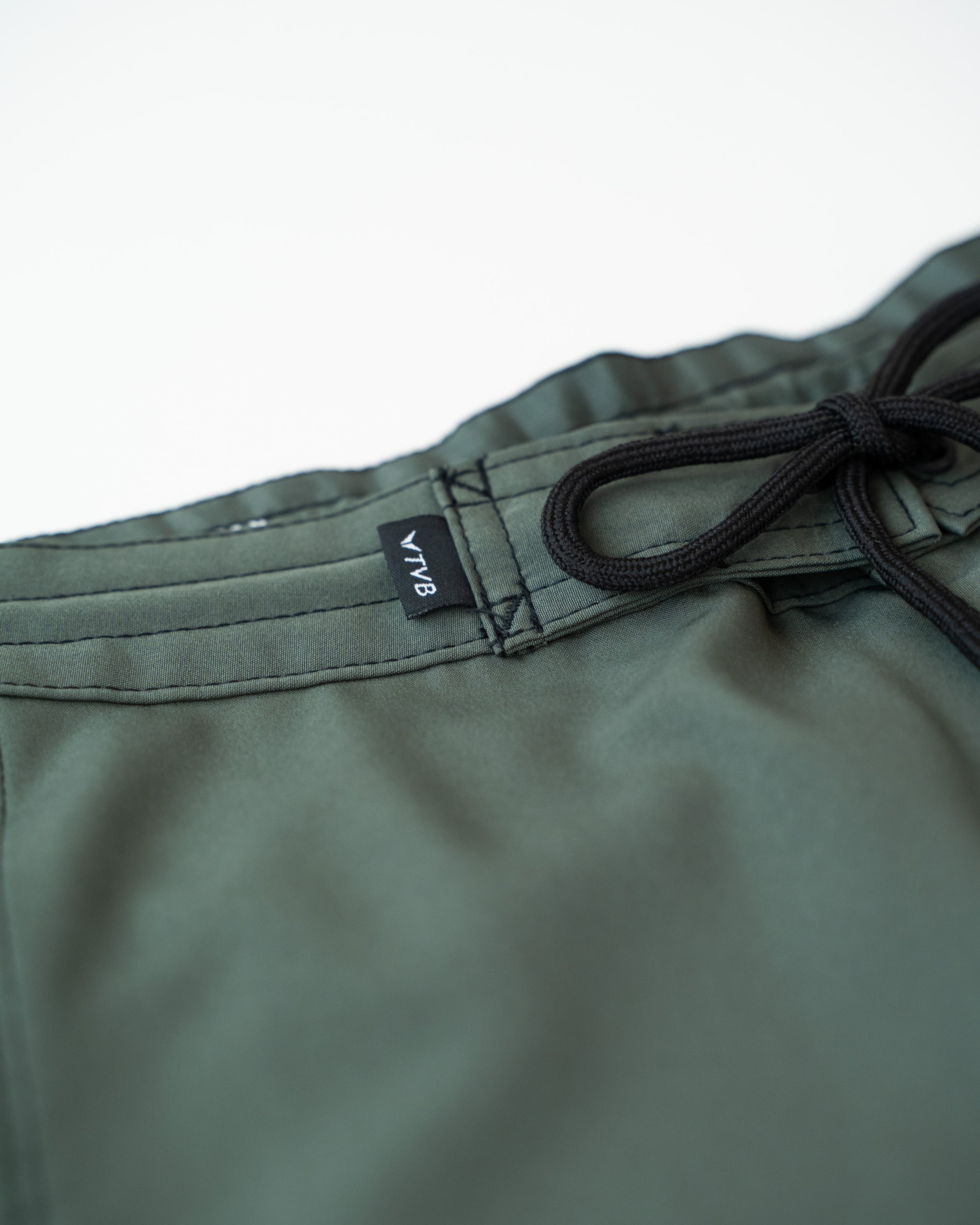 Code Short Vert