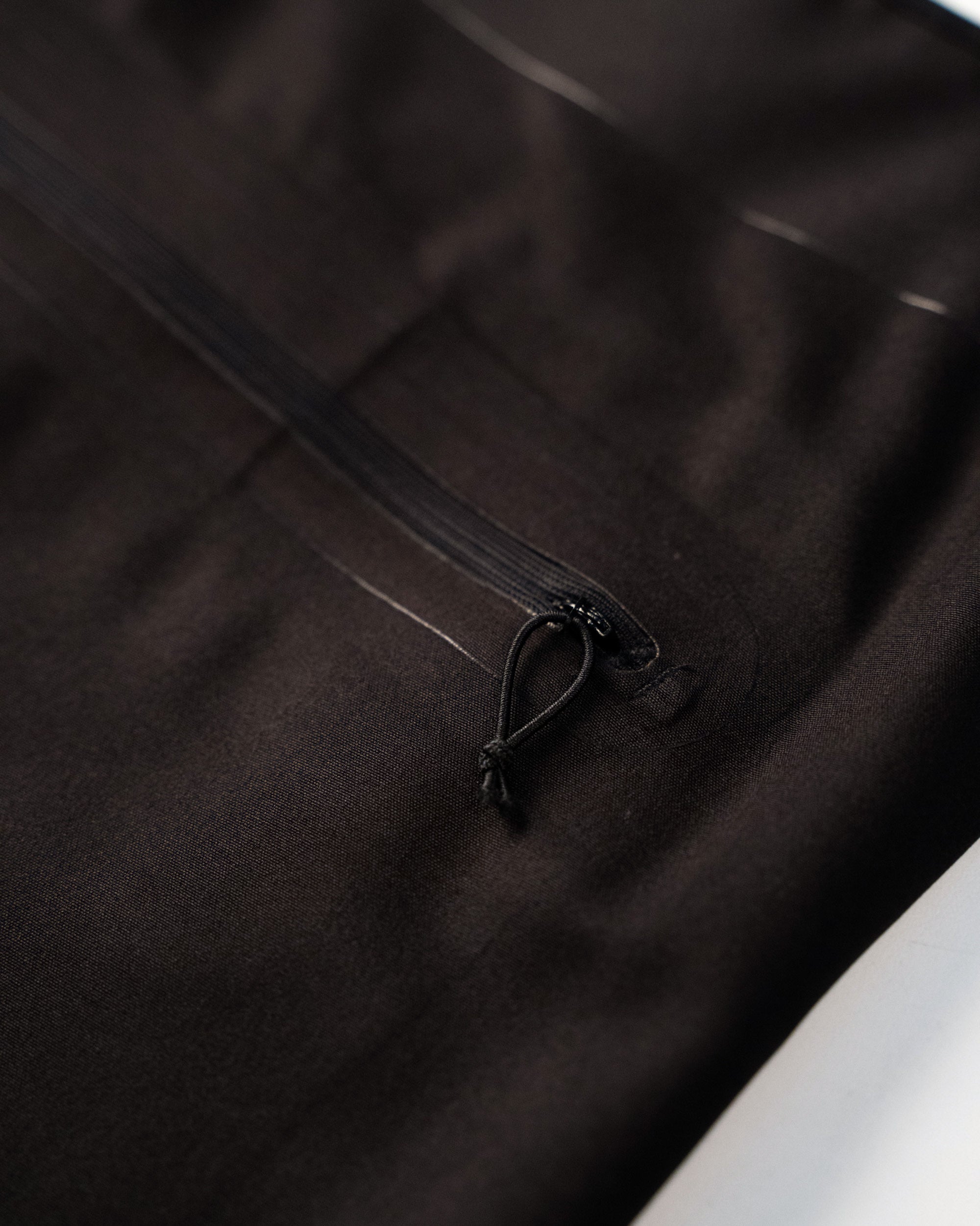 Ultra Light Black