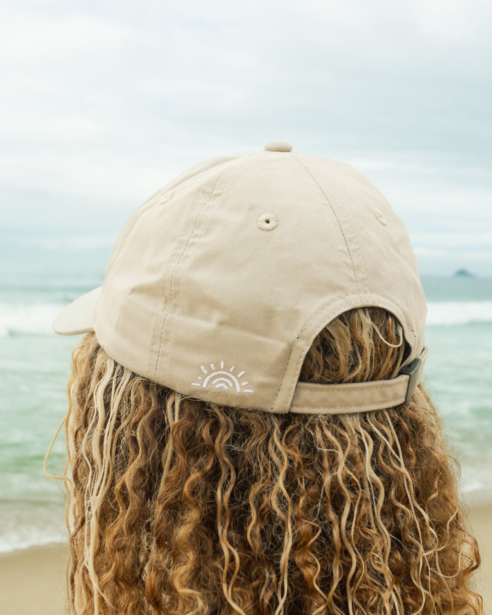 Boné Dad Hat Uaradei Areia