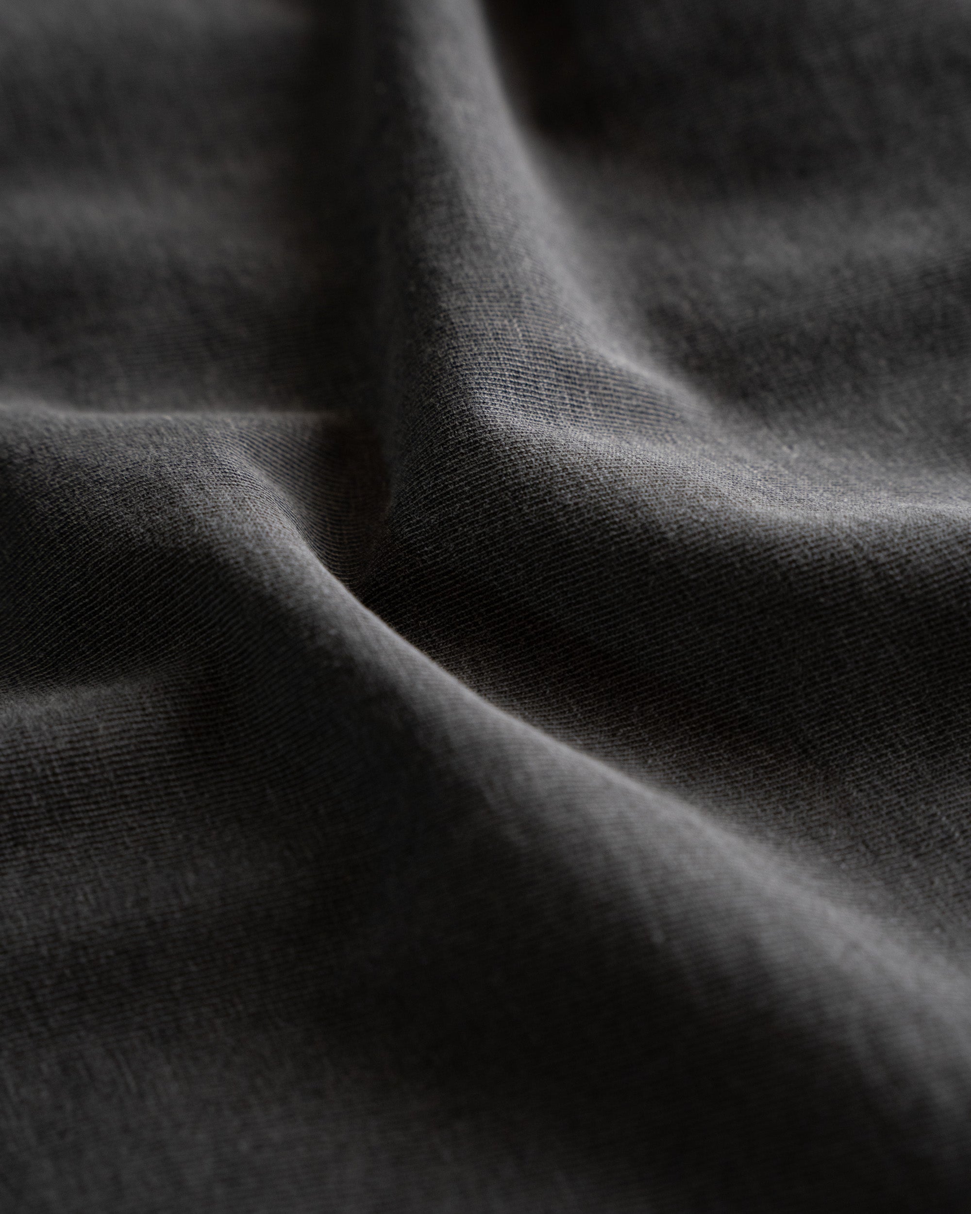 T-Shirt Paraíso Não Distante Preto Stone