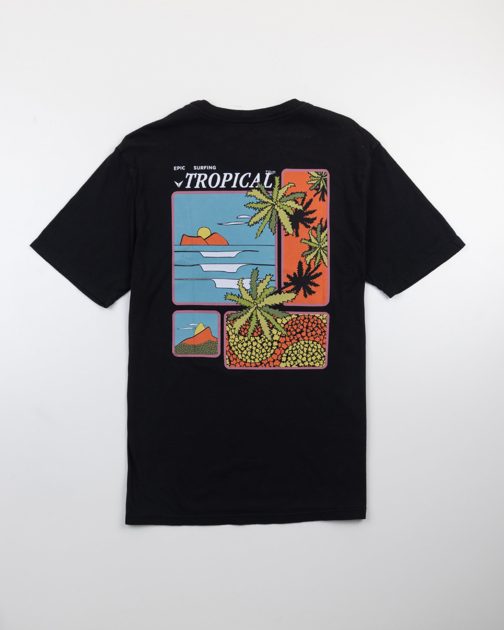 T-Shirt Tropical Preta