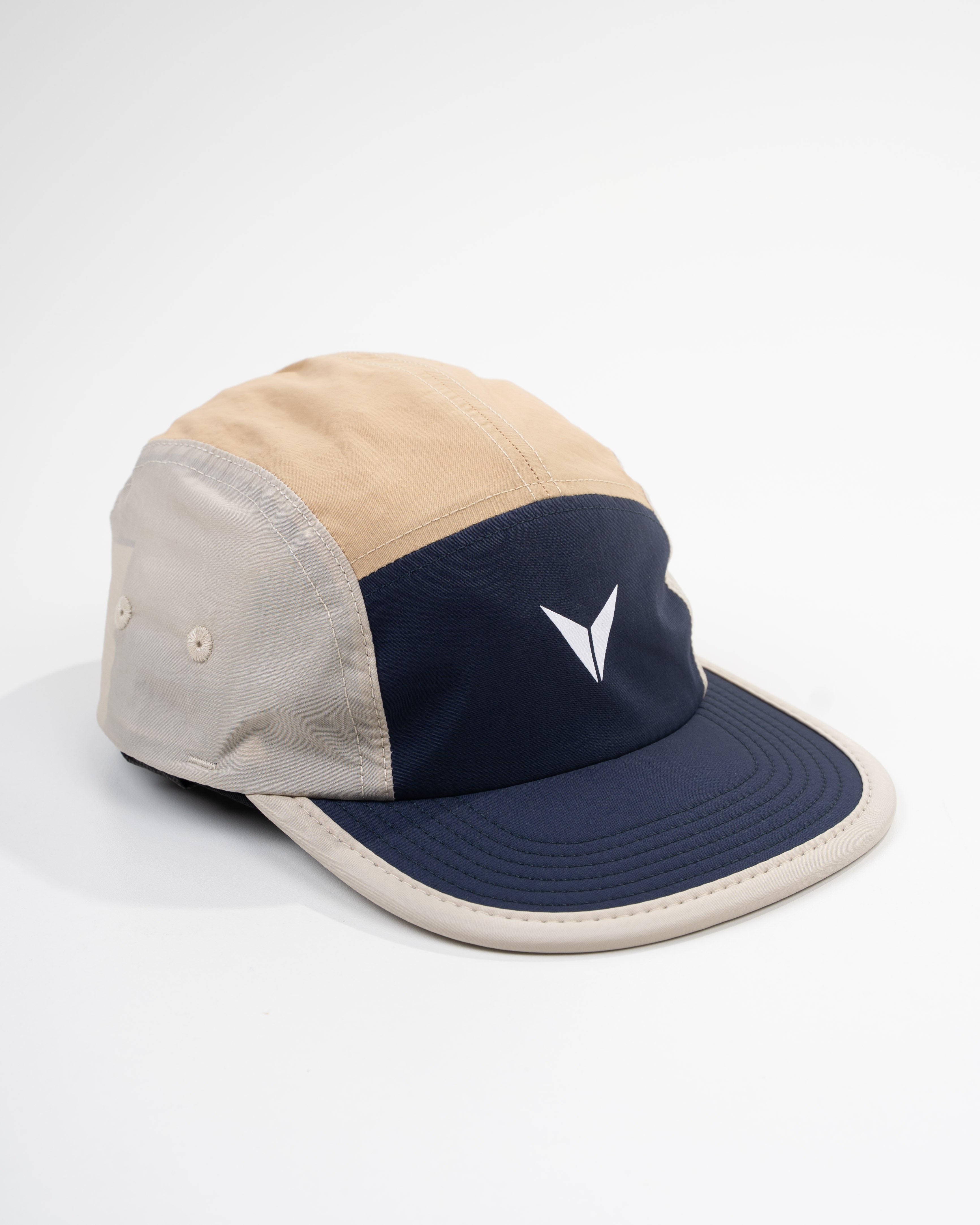 Boné 5 Panel Explorer